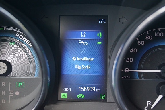 Toyota Auris 23 of 30