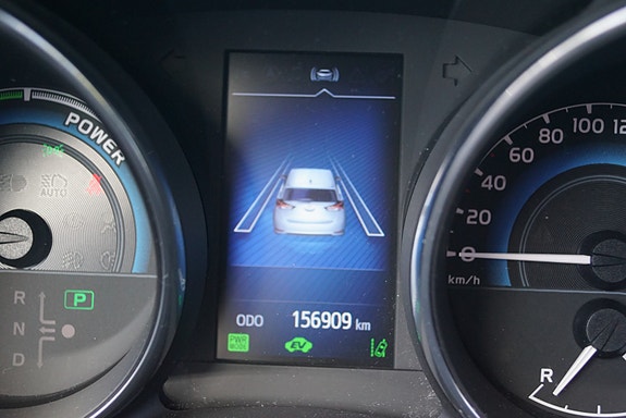 Toyota Auris 22 of 30