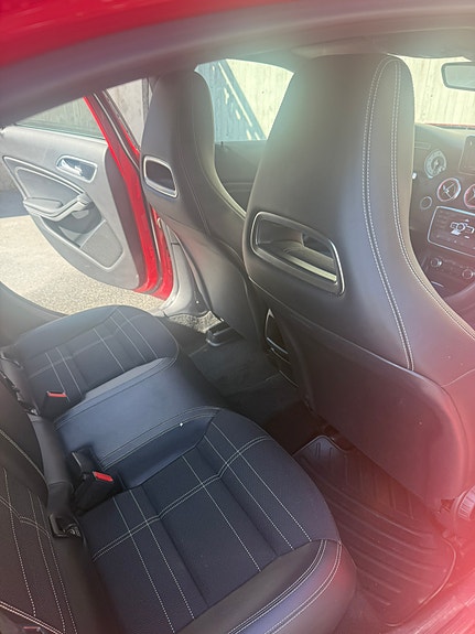 Mercedes-Benz A180 12 of 14