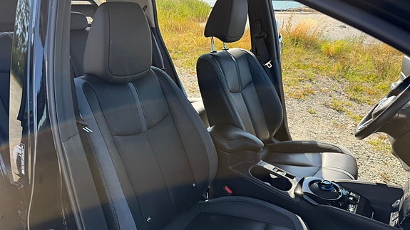 Nissan Leaf 19 of 22