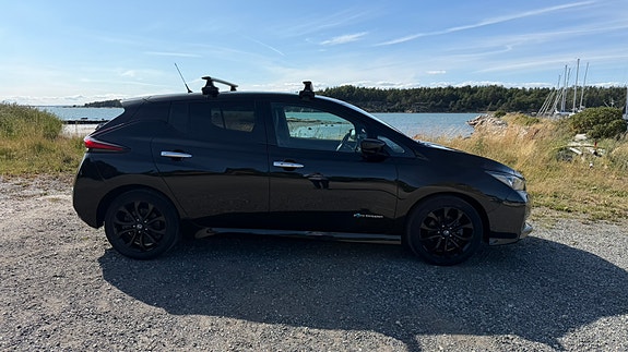 Nissan Leaf 2 of 5