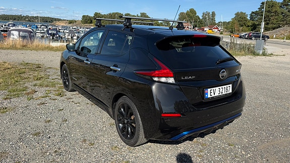 Nissan Leaf 7 of 22