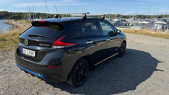 Nissan Leaf 6 of 22