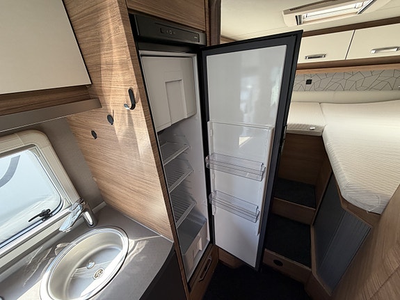 Weinsberg CaraCore 650 MEG 12 of 23