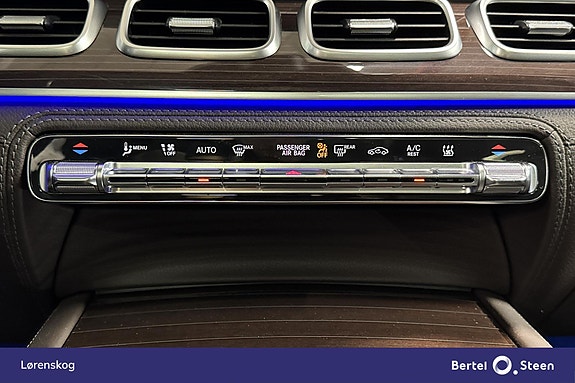 Mercedes-Benz GLS400 d 26 of 30