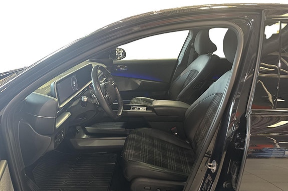Hyundai Ioniq 6 8 of 24