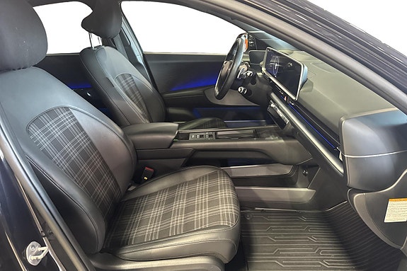 Hyundai Ioniq 6 23 of 24