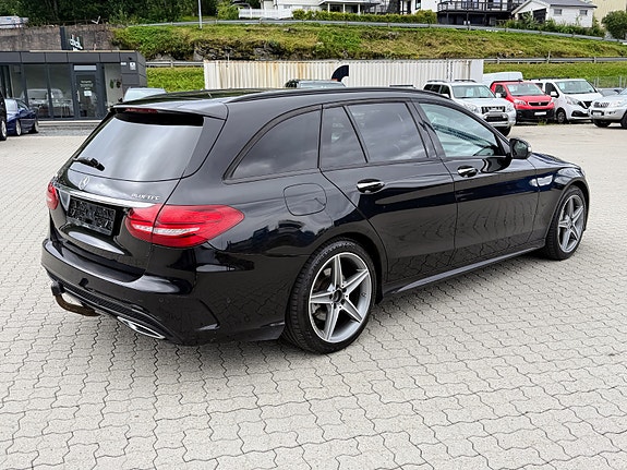 Mercedes-Benz C250 d 3 of 13