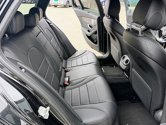 Mercedes-Benz C250 d 11 of 13