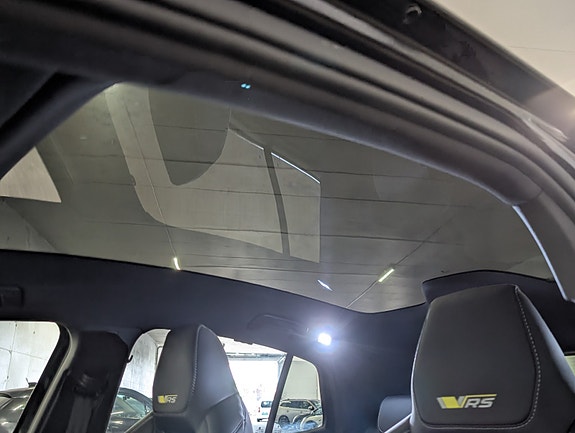 Skoda Enyaq RS 14 of 21