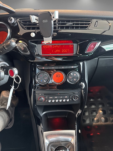 Citroen DS3 13 of 15