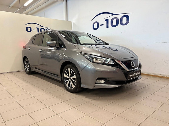 Nissan Leaf 2 of 5