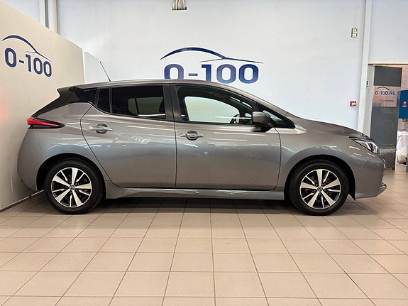 Nissan Leaf 5 of 5