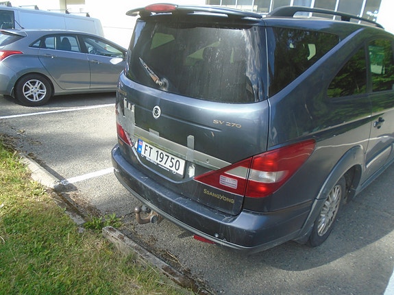 SsangYong Rodius 5 of 5