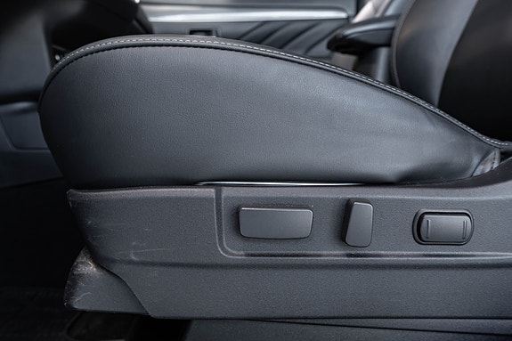 Mitsubishi Outlander 30 of 30