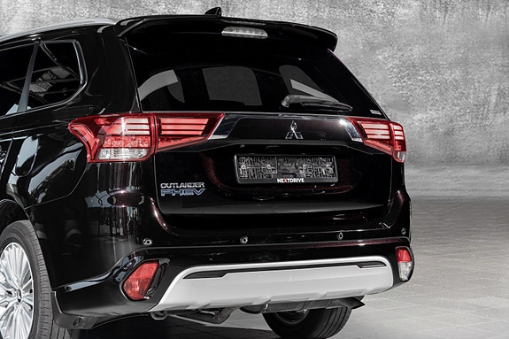Mitsubishi Outlander 6 of 30