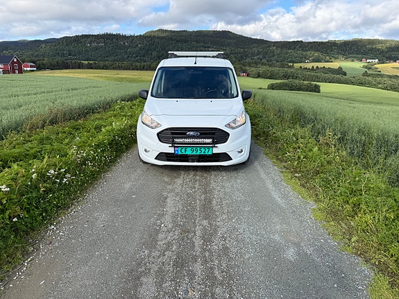 Ford Transit Connect 13 of 26