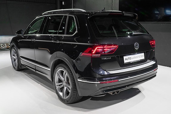 Volkswagen Tiguan 5 of 5