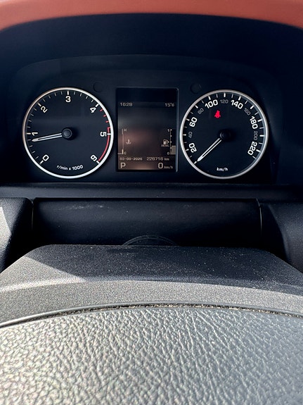 Land Rover Range Rover 5 of 5