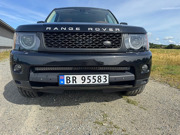 Land Rover Range Rover 2 of 5