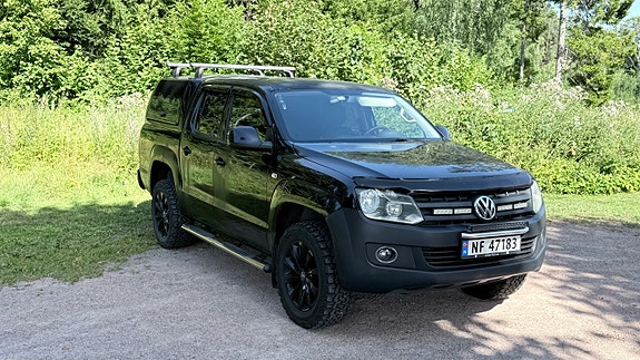 Volkswagen Amarok 2 of 5