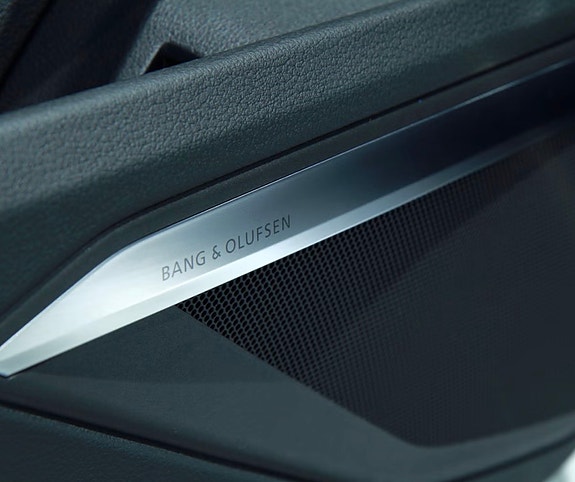 Audi e-tron 21 of 23