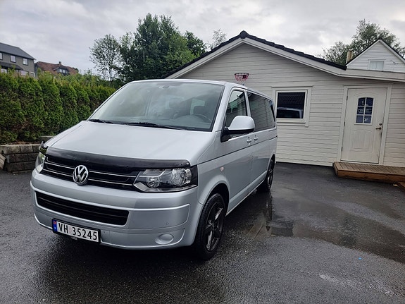 Volkswagen Multivan 11 of 30