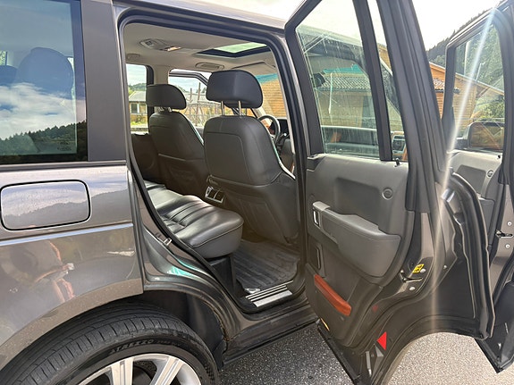 Land Rover Range Rover 12 of 14