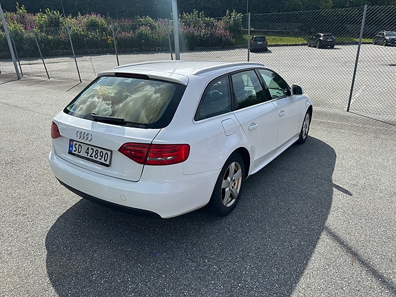 Audi A4 5 of 5