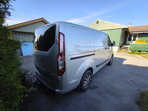 Ford Transit Custom 280L 4 of 5