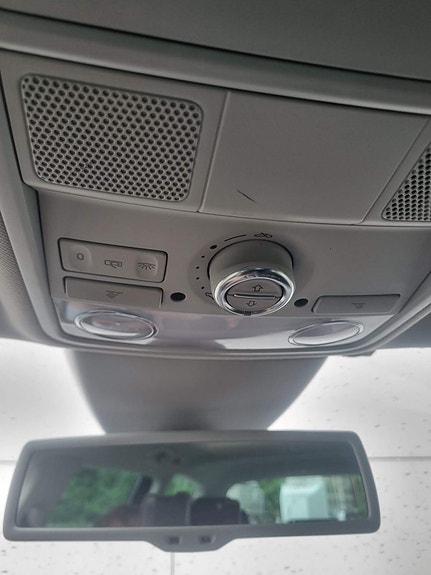 Volkswagen Passat Alltrack 25 of 30
