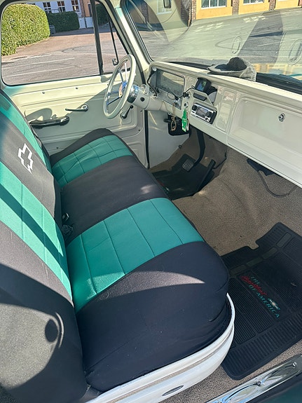 Chevrolet C10 4 of 15