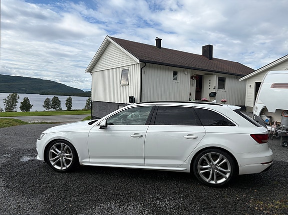 Audi A4 2 of 16