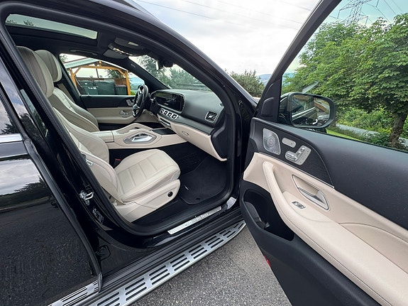 Mercedes-Benz GLE350 de 25 of 30