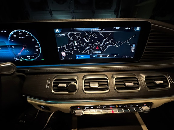 Mercedes-Benz GLE350 de 17 of 30
