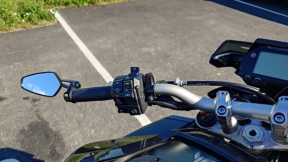 Yamaha MT-10 13 of 13