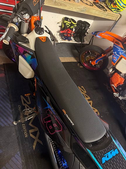 KTM 300 EXC 9 of 12