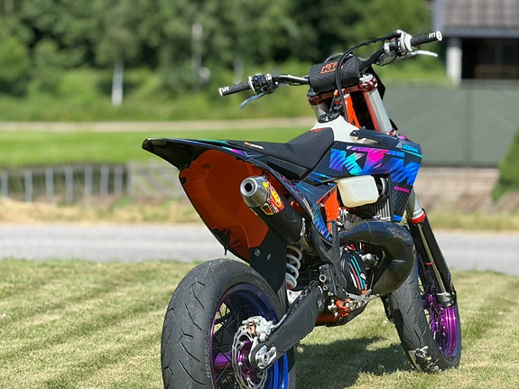 KTM 300 EXC 4 of 12