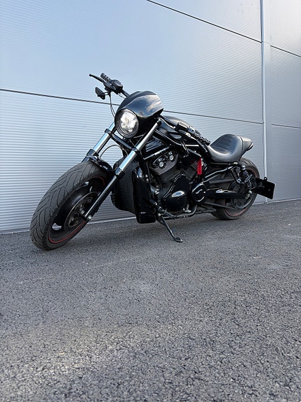 Harley-Davidson VRSCDX Night Rod Special 10 of 10