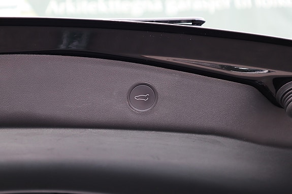 Tesla Model 3 12 of 28