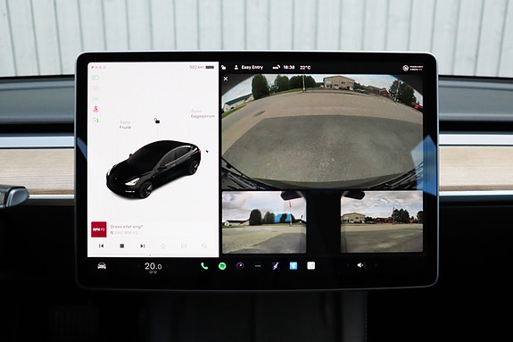 Tesla Model 3 26 of 28