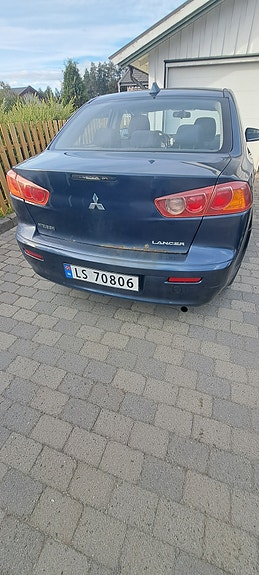 Mitsubishi Lancer 5 of 9