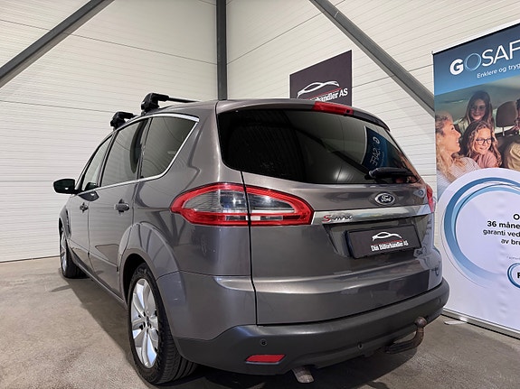 Ford S-MAX 8 of 30
