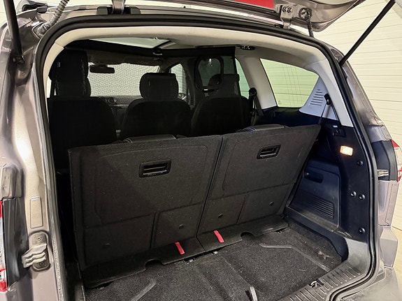 Ford S-MAX 12 of 30