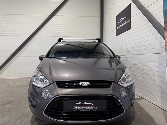 Ford S-MAX 3 of 5