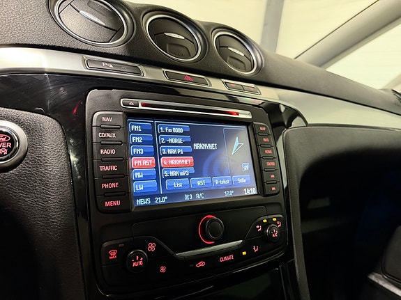 Ford S-MAX 29 of 30