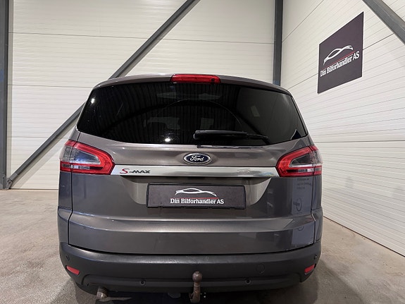 Ford S-MAX 7 of 30