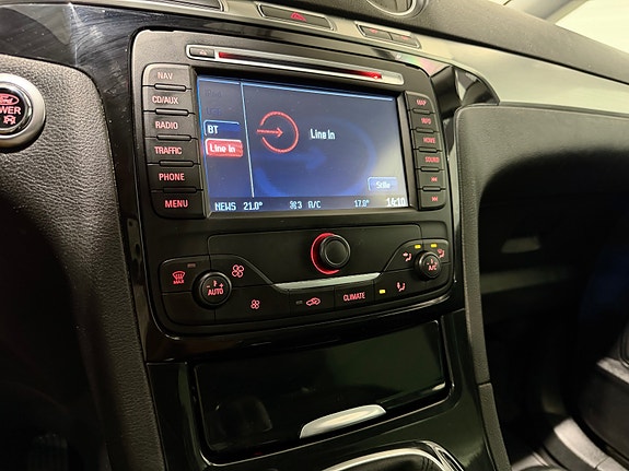 Ford S-MAX 27 of 30