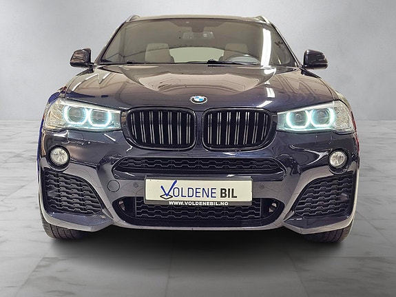 BMW X4 3 of 5