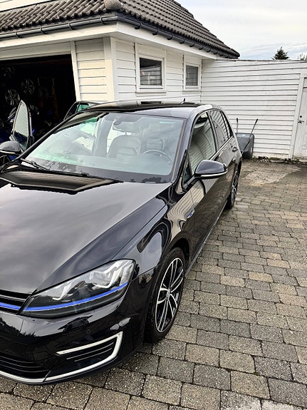 Volkswagen Golf VII 3 of 5